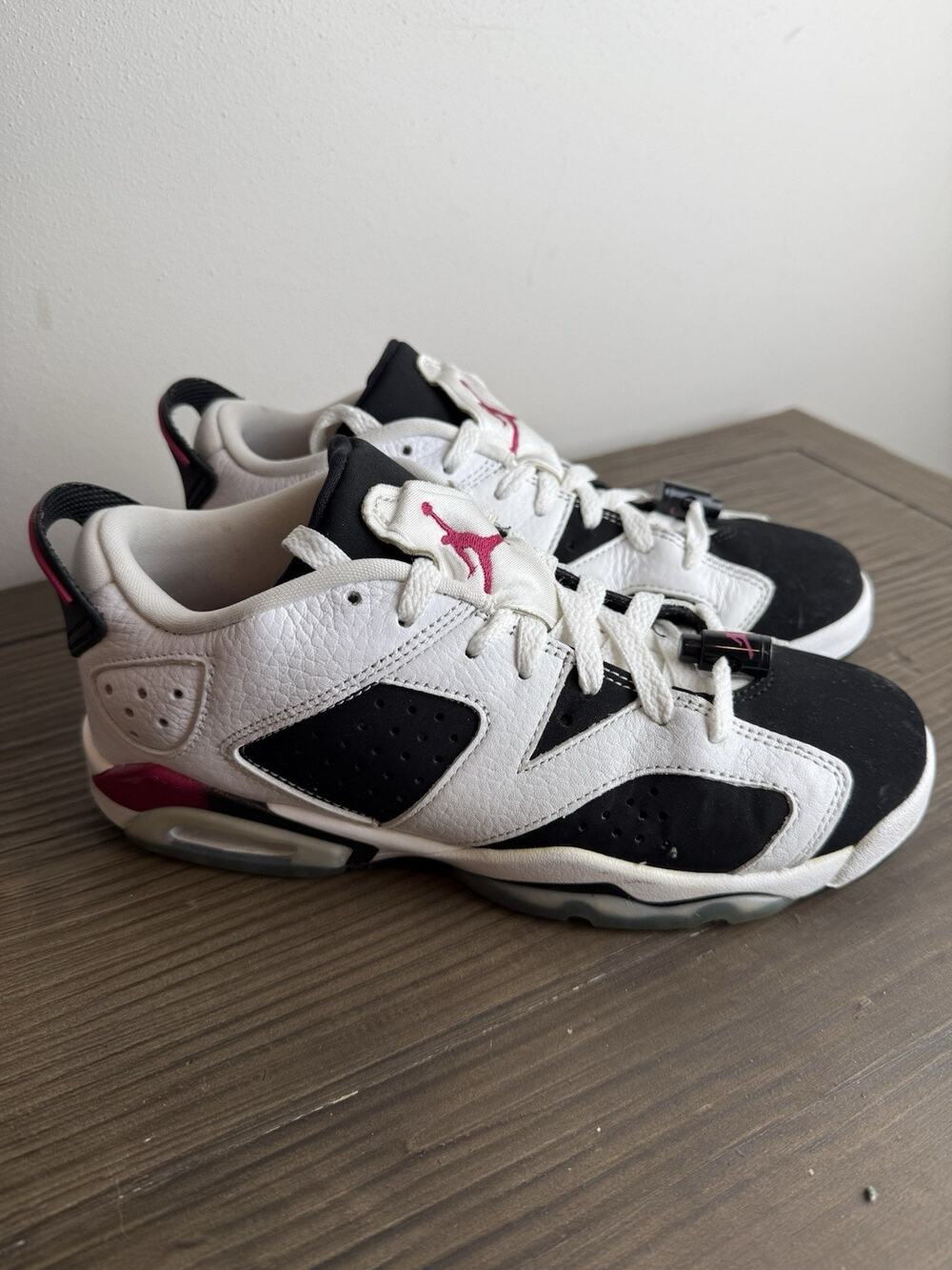 Air Jordan 6 Retro Low GG SZ 6Y White Sport Fuchsia Black 768878-107